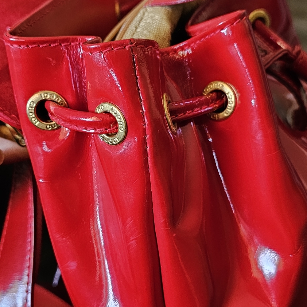 Gucci Bamboo Backpack Patent  Leather Luxurious Design with COA & Dust Bag - Picture 9 of 16